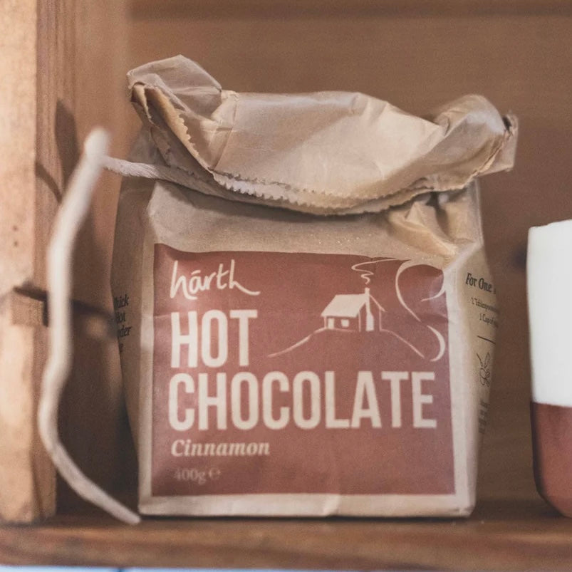 Hot Chocolate ORGANIC (400g) in eco-friendly brown paper packaging with natural cinnamon flavor label