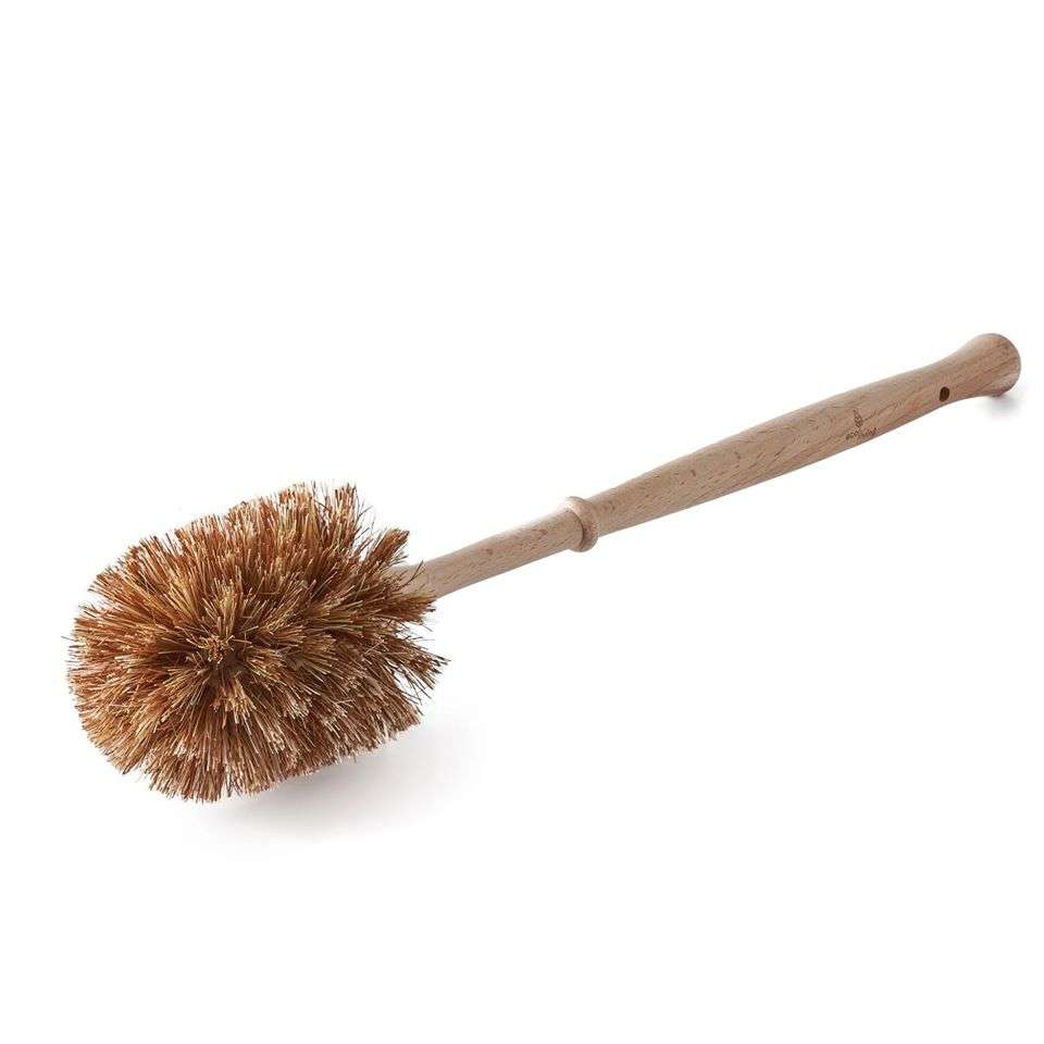 Plastic Free Toilet Brush & Holder (FSC 100%) made with sustainable natural fibers and a wooden handle for eco-friendly cleaning.