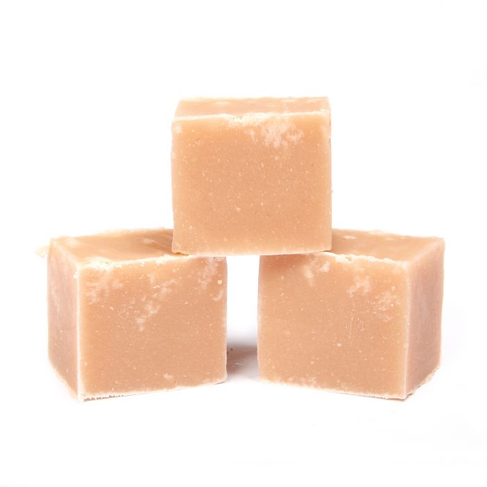 Vegan Fudge (per 100g)