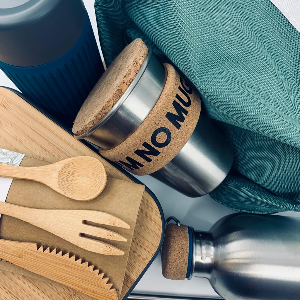 Flasks, Bottles + Lunch Boxes