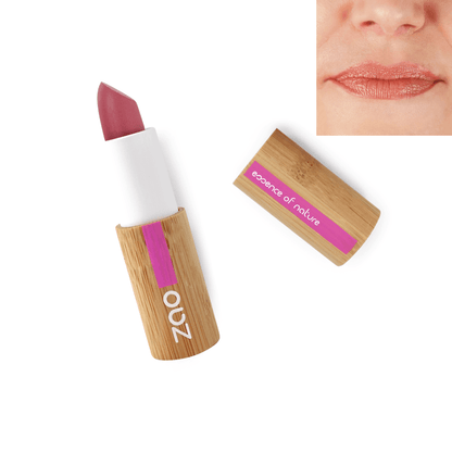 Open Classic Matt Lipstick REFILLABLE with natural pink shade and smooth texture on lips showing color effect