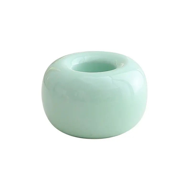 Ceramic toothbrush holder
